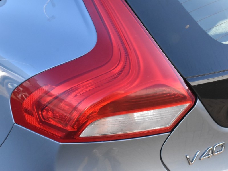 2017 (67) VOLVO V40 D4 [190] Cross Country Pro 5dr 5073563