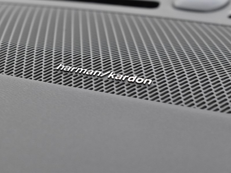 2025 (74) VOLVO XC40 2.0 B4P Ultra Dark 5dr Auto 5143297