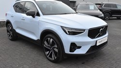 2025 (74) VOLVO XC40 2.0 B4P Ultra Dark 5dr Auto 5143255