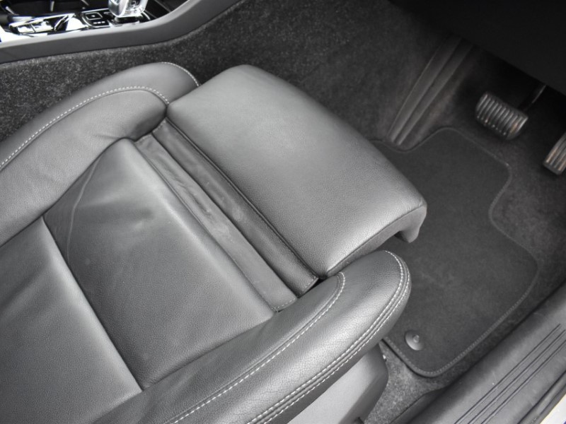 2025 (74) VOLVO XC40 2.0 B4P Ultra Dark 5dr Auto 5143317