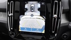 2025 (74) VOLVO XC40 2.0 B4P Ultra Dark 5dr Auto 5143308