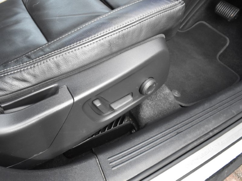 2022 (72) VOLVO XC40 1.5 T5 Recharge PHEV Ultimate Dark 5dr Auto 5145962