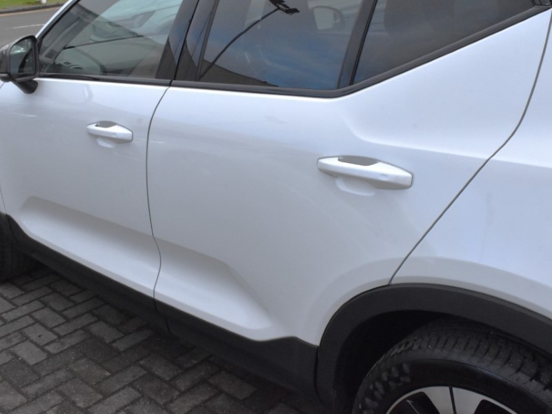 2022 (72) VOLVO XC40 1.5 T5 Recharge PHEV Ultimate Dark 5dr Auto 5146047