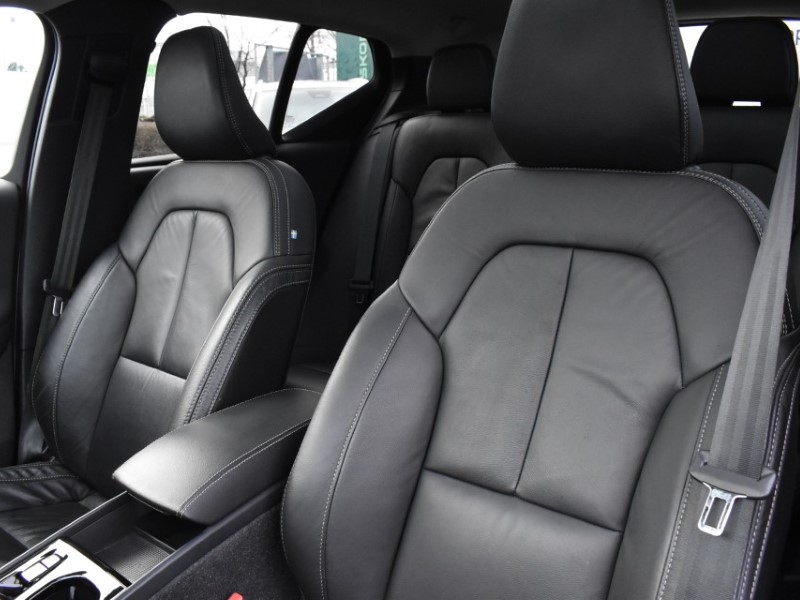 2022 (72) VOLVO XC40 1.5 T5 Recharge PHEV Ultimate Dark 5dr Auto 5146035