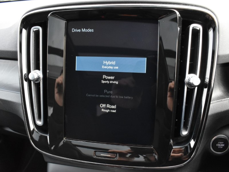 2022 (72) VOLVO XC40 1.5 T5 Recharge PHEV Ultimate Dark 5dr Auto 5145955