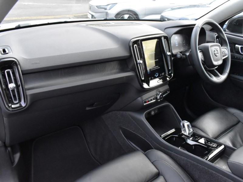 2022 (72) VOLVO XC40 1.5 T5 Recharge PHEV Ultimate Dark 5dr Auto 5146032