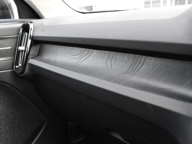 2022 (72) VOLVO XC40 1.5 T5 Recharge PHEV Ultimate Dark 5dr Auto 5145950