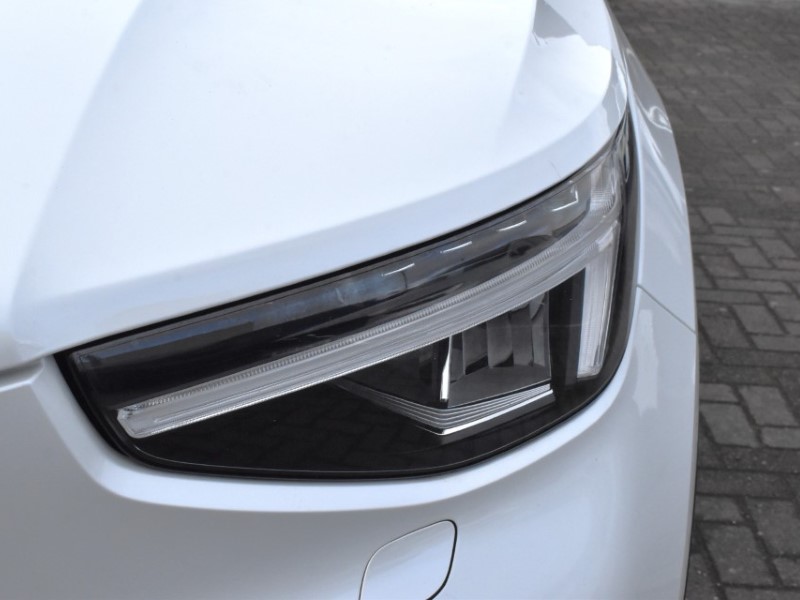 2022 (72) VOLVO XC40 1.5 T5 Recharge PHEV Ultimate Dark 5dr Auto 5146056