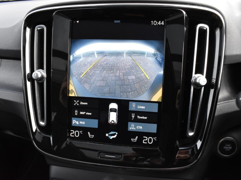 2022 (72) VOLVO XC40 1.5 T5 Recharge PHEV Ultimate Dark 5dr Auto 5145956