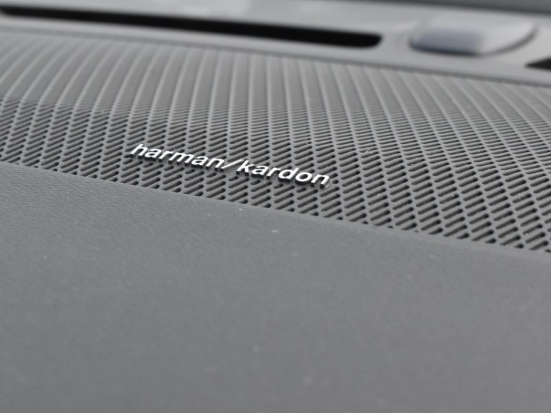 2022 (72) VOLVO XC40 1.5 T5 Recharge PHEV Ultimate Dark 5dr Auto 5145945