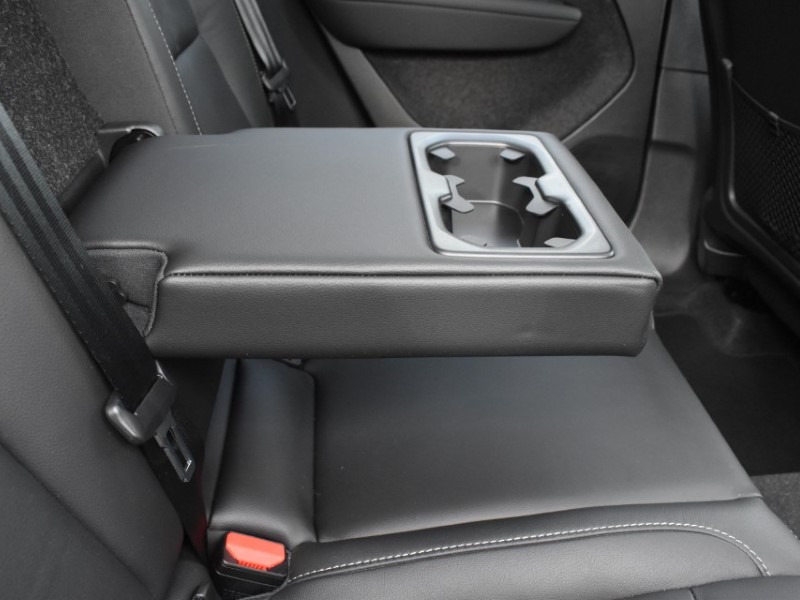 2024 (73) VOLVO XC40 2.0 B4P Ultimate Dark 5dr Auto 5140357