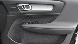 2024 (73) VOLVO XC40 2.0 B4P Ultimate Dark 5dr Auto 5140247