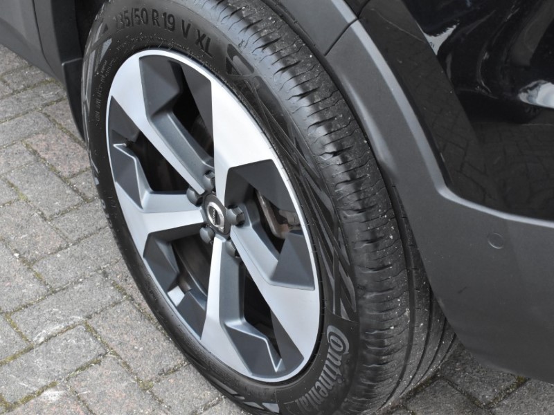 2024 (73) VOLVO XC40 2.0 B4P Ultimate Dark 5dr Auto 5140372