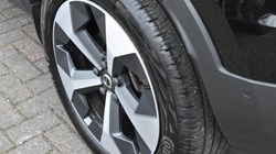 2024 (73) VOLVO XC40 2.0 B4P Ultimate Dark 5dr Auto 5140372