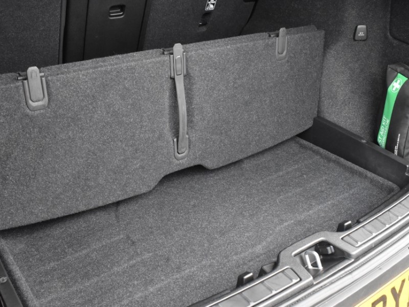 2024 (73) VOLVO XC40 2.0 B4P Ultimate Dark 5dr Auto 5140367