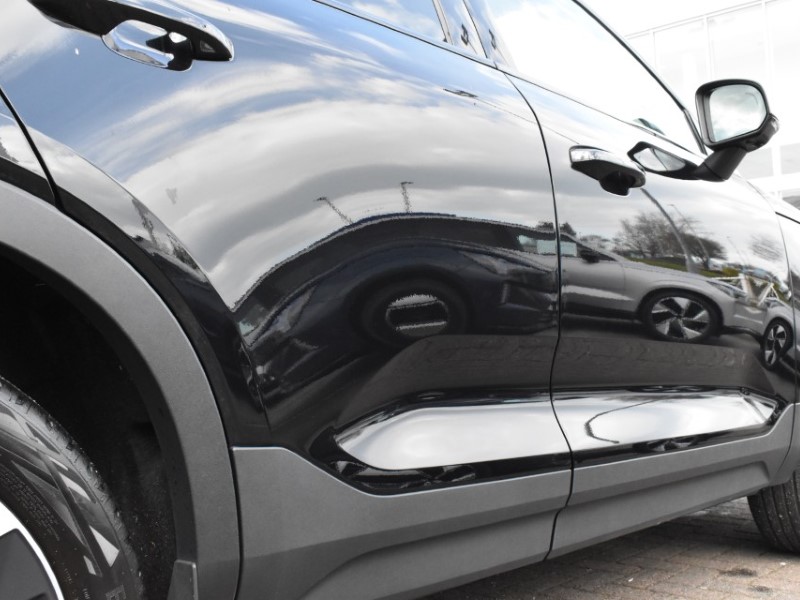 2024 (73) VOLVO XC40 2.0 B4P Ultimate Dark 5dr Auto 5140377