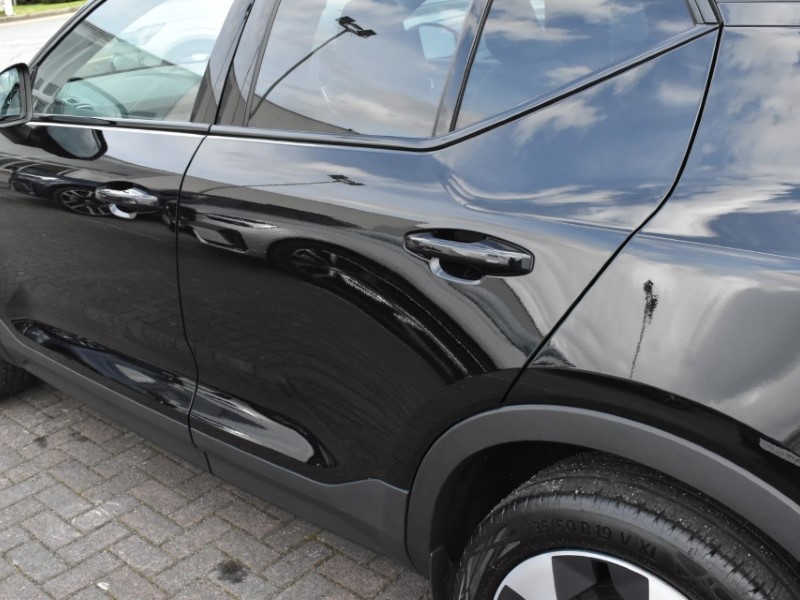 2024 (73) VOLVO XC40 2.0 B4P Ultimate Dark 5dr Auto 5140374