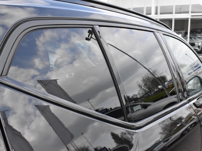 2024 (73) VOLVO XC40 2.0 B4P Ultimate Dark 5dr Auto 5140376