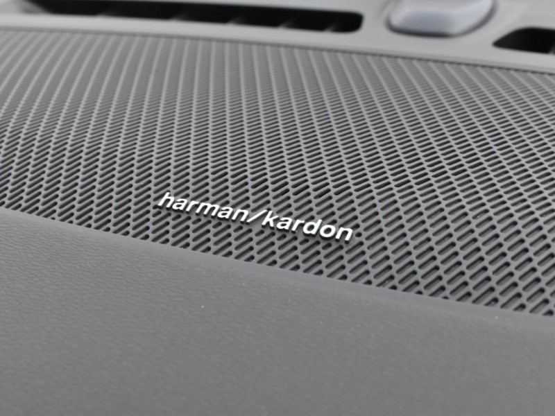 2024 (73) VOLVO XC40 2.0 B4P Ultimate Dark 5dr Auto 5140240