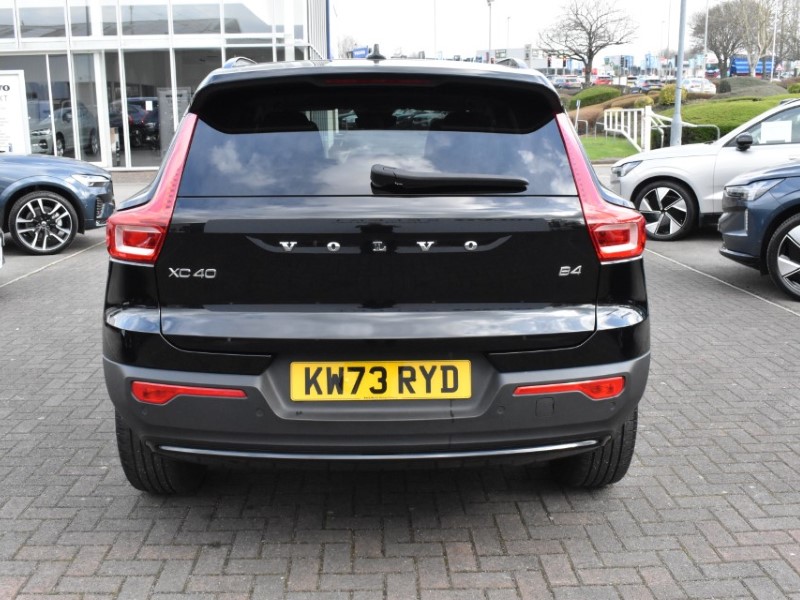 2024 (73) VOLVO XC40 2.0 B4P Ultimate Dark 5dr Auto 5140223