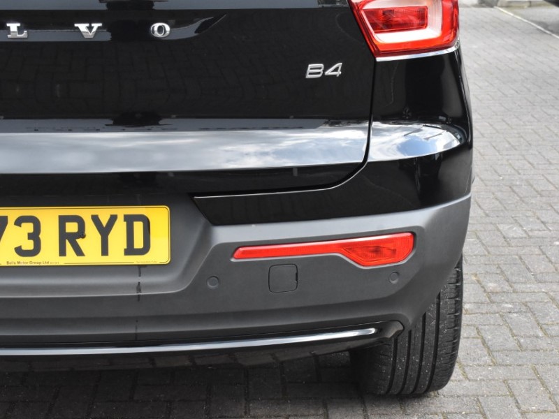 2024 (73) VOLVO XC40 2.0 B4P Ultimate Dark 5dr Auto 5140382
