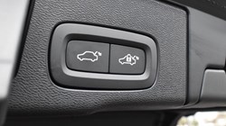 2025 (75) VOLVO XC60 2.0 B5P Plus Black Edition 5dr AWD Geartronic 5153045