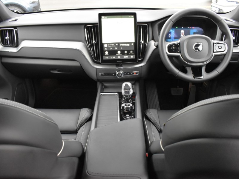 2025 (75) VOLVO XC60 2.0 B5P Plus Black Edition 5dr AWD Geartronic 5153038