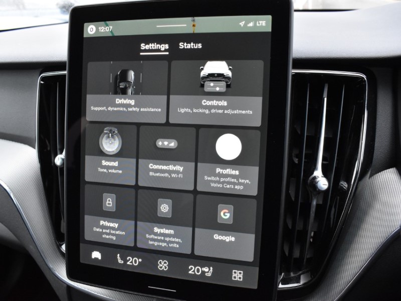 2025 (75) VOLVO XC60 2.0 B5P Plus Black Edition 5dr AWD Geartronic 5153021