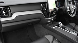 2025 (75) VOLVO XC60 2.0 B5P Plus Black Edition 5dr AWD Geartronic 5153040