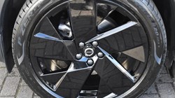 2025 (25) VOLVO XC40 2.0 B3P Plus Black Edition 5dr Auto 5148230