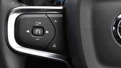 2025 (25) VOLVO XC40 2.0 B3P Plus Black Edition 5dr Auto 5148155