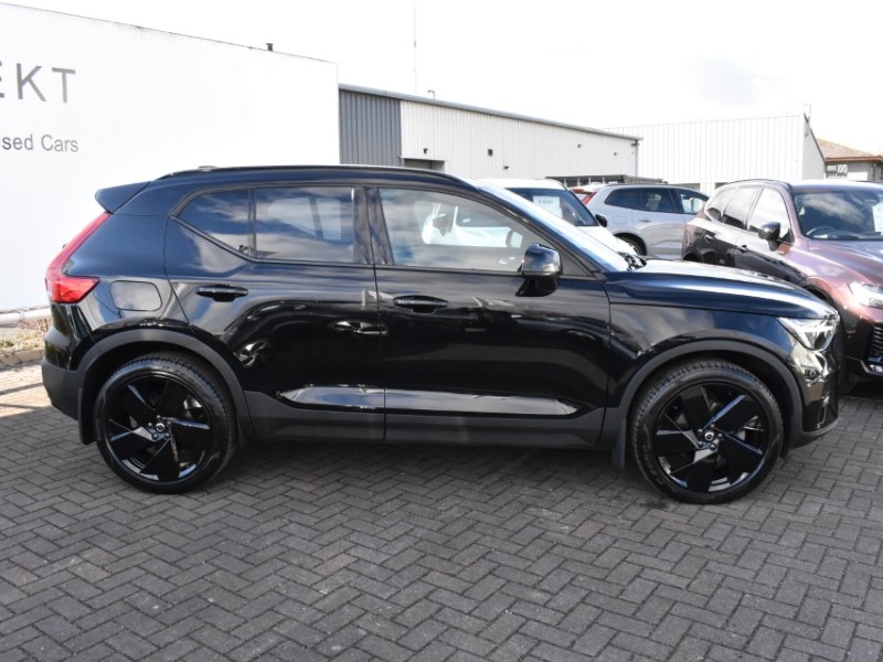 2025 (25) VOLVO XC40 2.0 B3P Plus Black Edition 5dr Auto 5148103