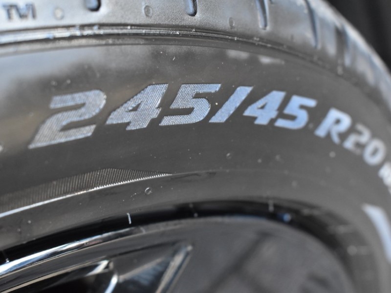 2025 (25) VOLVO XC40 2.0 B3P Plus Black Edition 5dr Auto 5148231