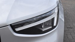 2024 (24) VOLVO XC40 2.0 B3P Plus Dark 5dr Auto 5197254