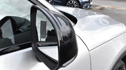 2024 (24) VOLVO XC40 2.0 B3P Plus Dark 5dr Auto 5197250