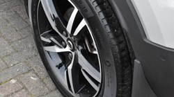 2024 (24) VOLVO XC40 2.0 B3P Plus Dark 5dr Auto 5197244