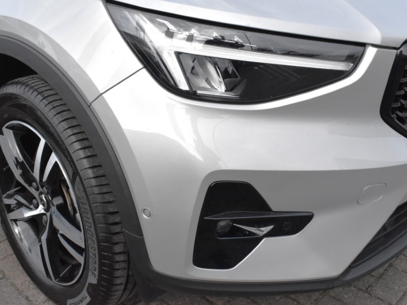 2024 (24) VOLVO XC40 2.0 B3P Plus Dark 5dr Auto 5197252