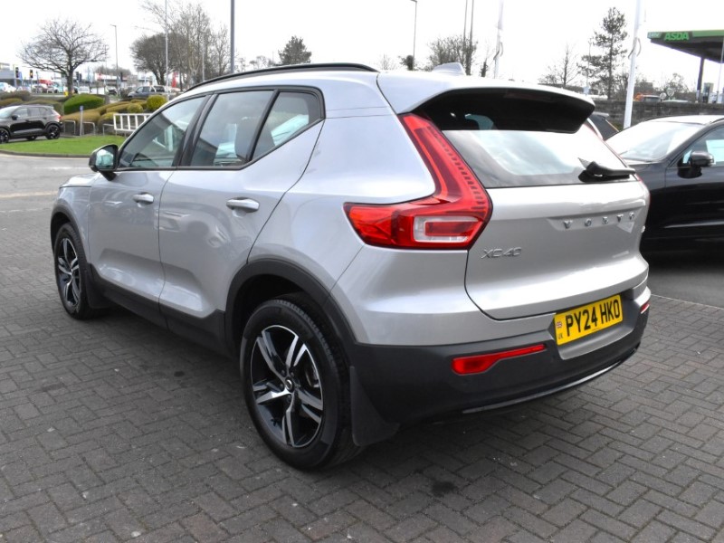 2024 (24) VOLVO XC40 2.0 B3P Plus Dark 5dr Auto 5197151