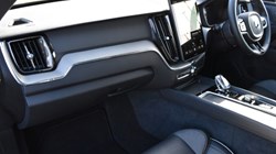 2025 (75) VOLVO XC60 2.0 B5P Plus Black Edition 5dr AWD Geartronic 5128573