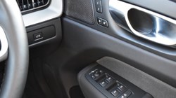 2025 (75) VOLVO XC60 2.0 B5P Plus Black Edition 5dr AWD Geartronic 5128556