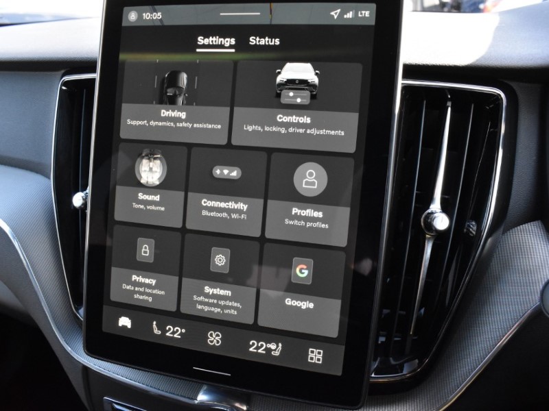 2025 (75) VOLVO XC60 2.0 B5P Plus Black Edition 5dr AWD Geartronic 5128547