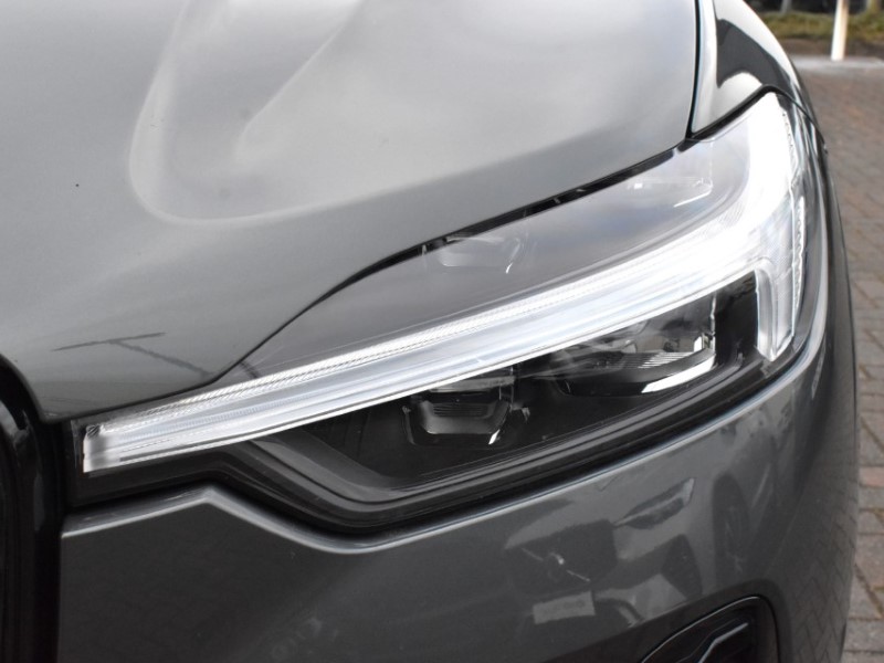 2025 (75) VOLVO XC60 2.0 B5P Plus Dark 5dr AWD Geartronic 5185298