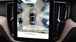 2025 (75) VOLVO XC60 2.0 B5P Plus Dark 5dr AWD Geartronic 5185257