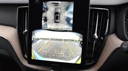 2025 (75) VOLVO XC60 2.0 B5P Plus Dark 5dr AWD Geartronic 5185256
