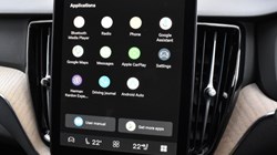 2025 (75) VOLVO XC60 2.0 B5P Plus Dark 5dr AWD Geartronic 5185254