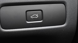 2025 (75) VOLVO XC60 2.0 B5P Plus Dark 5dr AWD Geartronic 5185264