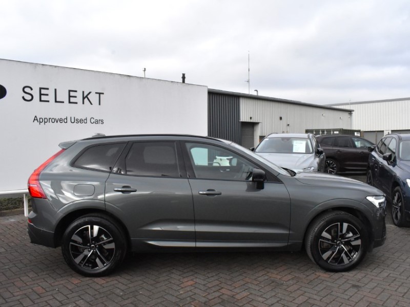 2025 (75) VOLVO XC60 2.0 B5P Plus Dark 5dr AWD Geartronic 5185249