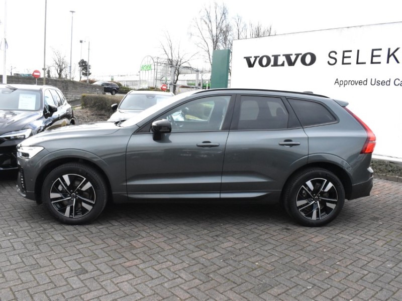 2025 (75) VOLVO XC60 2.0 B5P Plus Dark 5dr AWD Geartronic 5185248
