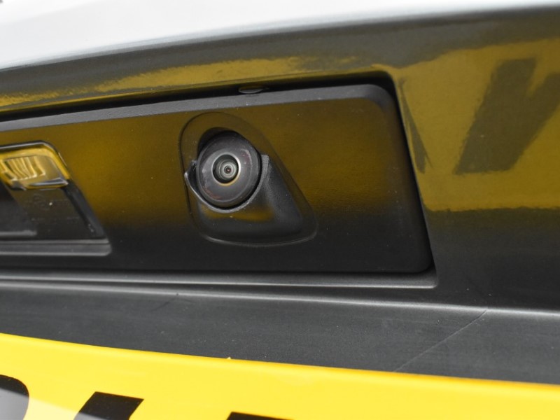 2025 (75) VOLVO XC60 2.0 B5P Plus Dark 5dr AWD Geartronic 5185294