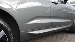 2025 (75) VOLVO XC60 2.0 B5P Plus Dark 5dr AWD Geartronic 5185291